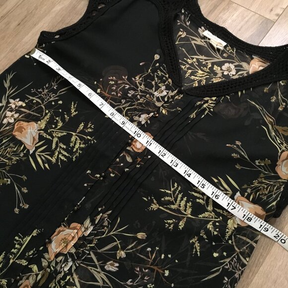 Anthropologie Meadow Rue Moody Black Floral Cotton Crochet Lace Pintuck Tank Top - Picture 14 of 16